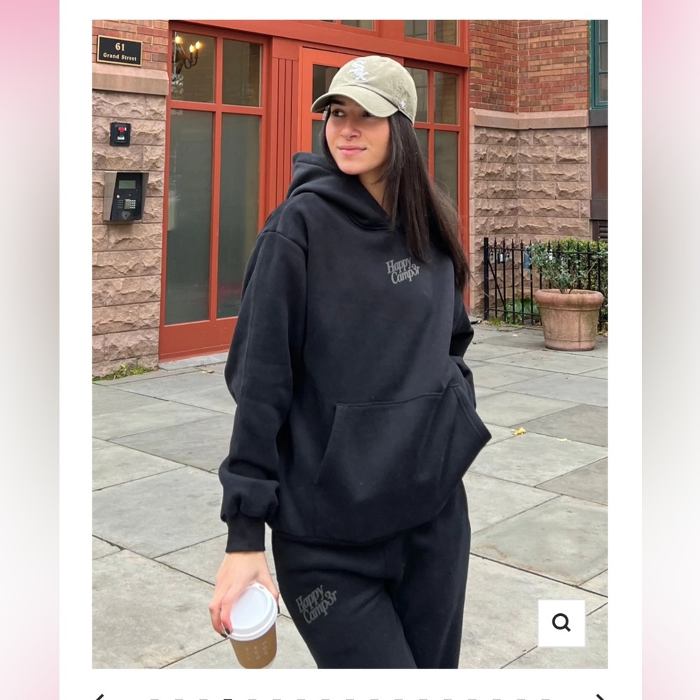 Happy Camp3r sweatset